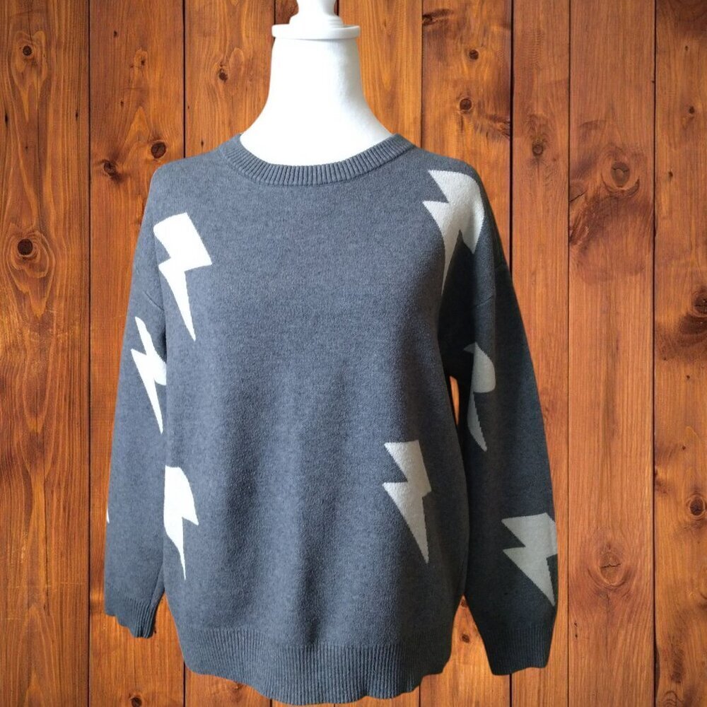 Floleo Size Medium? Zig Zag Lightning Bolt Pullover Sweater Gray/White